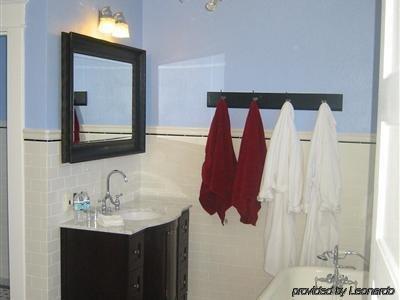 Rosedell Bed And Breakfast Якима Номер фото