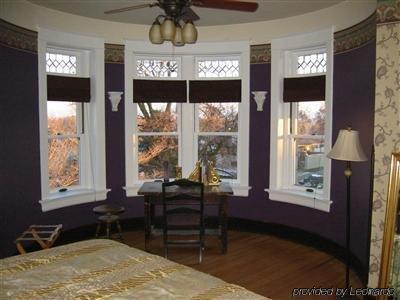 Rosedell Bed And Breakfast Якима Номер фото